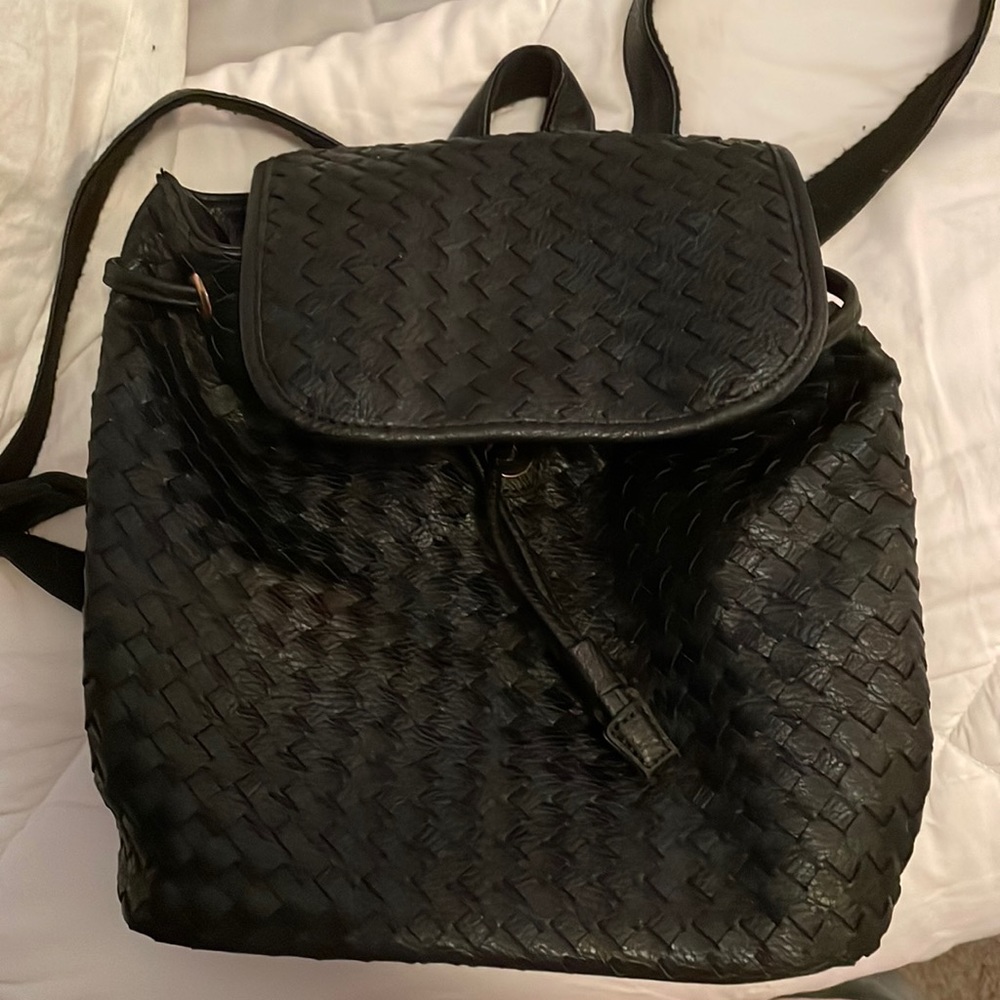 Vegan weaved backpack